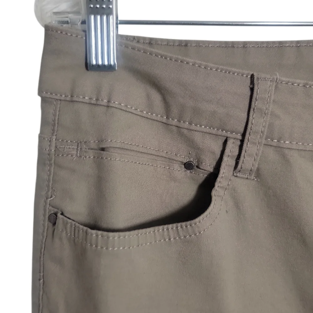 G by Guess tan men's slim fit chino pants size 34
